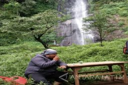 Pemkab Bondowoso Bangun Sarana Wisata Air Terjun Tanjak Kembar