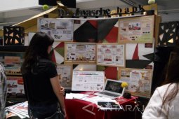 Mahasiswa UKP Pamerkan Karya Desain Surabaya Lama