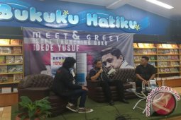 Dede Yusuf Luncurkan Buku "Bersaing Atau Tenggelam"