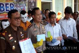 Saber Pungli Jember Tangkap Tangan Pejabat SMK