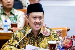 KY: OTT Pejabat MK Tidak Menyangkut Profesionalisme