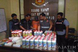 Polres Sidoarjo Tangkap Produsen Pupuk Cair Palsu