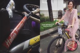 Cerita Raisa Dapat Hadiah Sepeda Dari Presiden Jokowi