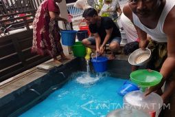 Warga Sumberjo Surabaya Keluhkan Air PDAM Mampet