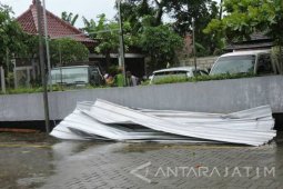 Sejumlah Rumah di Bojonegoro Rusak Diterjang Angin