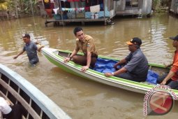 Stok bantuan korban banjir di Dinsos habis