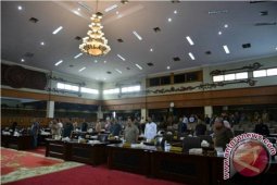DPRD bentuk dua Pansus bahas lima Raperda