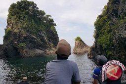 Gua Sarang nan eksotis di Sabang