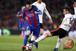 Barcelona Lumat 10 Pemain Valencia 4-2