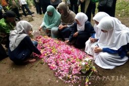 Pelajar Jember Hanyut di Selokan Ditemukan Tewas