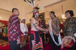 Presiden Bertemu Masyarakat Adat