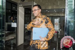Teguh Juwarno mengaku tak hadiri rapat e-KTP