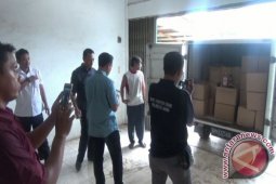 Polda Jambi gerebek gudang minuman keras ilegal