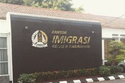 Imigrasi Singkawang Deportasi 26 WNA