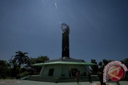 Ratusan Wisatawan  Saksikan Kulminasi Matahari di Pontianak