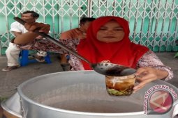 Cendol Nur Buat Pelintas Kota Pematangsiantar