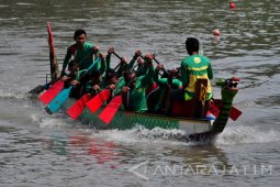 Turnamen Terbuka Perahu Naga