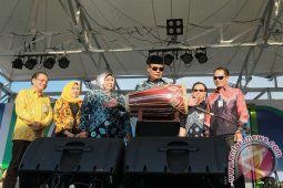 Gubernur Buka Bazaar UMKM Bank Kalsel
