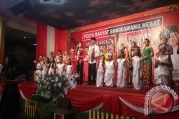 Ribuan Warga Hadiri "Syukuran Rakyat" Tjhai Chui Mie - Irwan