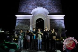 Center Poin Ramai Saat Perayaan Tahun Baru