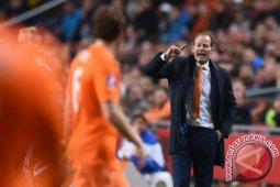 Belanda Pecat Pelatih Danny Blind