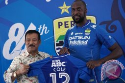 Cole Bertekad Cetak Banyak Gol Bersama Persib