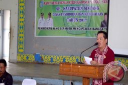 Wabup Sintang Ingatkan Kepsek Jaga Komunikasi