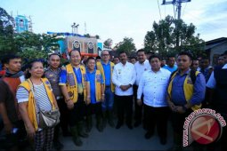 Lions Clubs Serahkan Bantuan Kemanusian