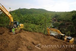 Membuat Sodetan Kedungmaor