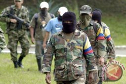 Pemberontak Kolombia Serahkan Ribuan Senjata