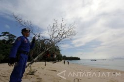 Wisata Pantai G-Land