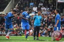 Djanur Rahasiakan Penyerang Untuk Laga Persib vs Arema
