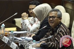 DPR lanjutkan uji kelayakan calon komisioner KPU-Bawaslu