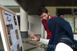 Mahasiswa Austria Pamerkan Potret Kehidupan Kampung Surabaya