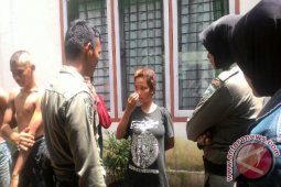 Satpol PPJambi amankan puluhan anak punk