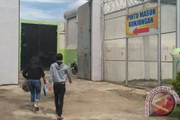 Menkumham: Lapas sudah terlalu sesak