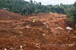 Petugas Belum Temukan Korban Pencarian Hari Kelima
