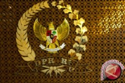 Komisi III DPR akan surati Jaksa Agung