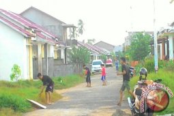 Layangan Ancam Keselamatan Penerbangan di Supadio