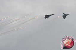 TNI AU Unjuk Kekuatan Pada Peringatan HUT