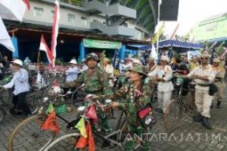 Ribuan Pecinta "Onthel" Ikuti Jambore di Malang