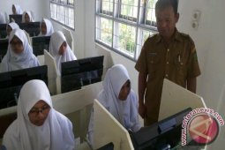 2255 Siswa SMA Tapsel Ujian Nasional