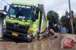 Jalan MT Hariyono Padangsidimpuan Akan Segera di Perbaiki