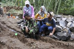 TNI Manunggal Membangun Desa