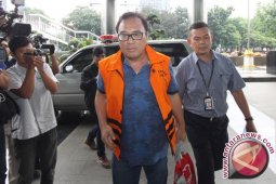 KPK Dalami Importasi Daging Sapi Dalam Kasus Suap Hakim MK