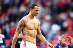 Ibrahimovic Gunakan Otak Hadapi Masalah Usia