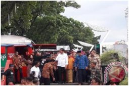 Presiden Joko Widodo Menyapa PKL Cihampelas