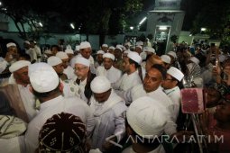 Habib Rizieq di Surabaya