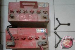 Dua Pencuri Aki Truk Dibekuk Warga