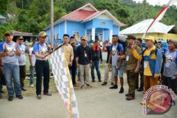 Gubernur Lepas Peserta "jungle Tracking Competition" Tulabolo-Pinogu